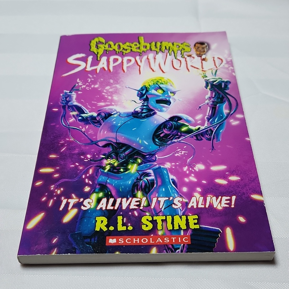 Goosebumps SlappyWorld Party Book - Picture 6 of 6